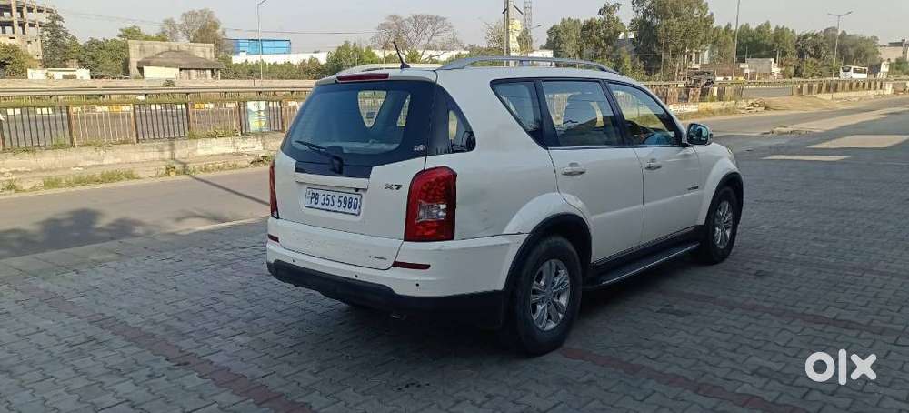 Mahindra Rexton, 2013, Diesel