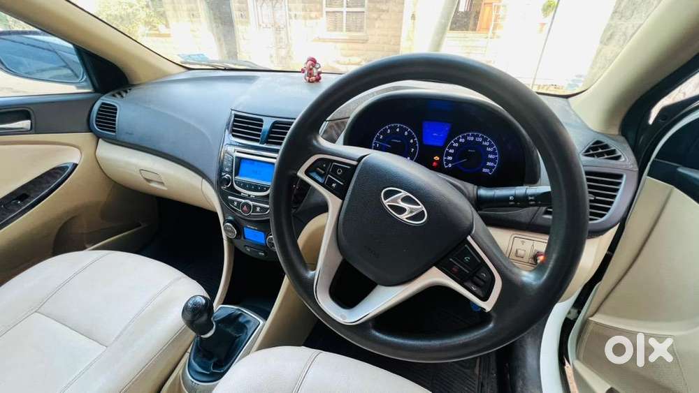 Hyundai Car Manual 2012