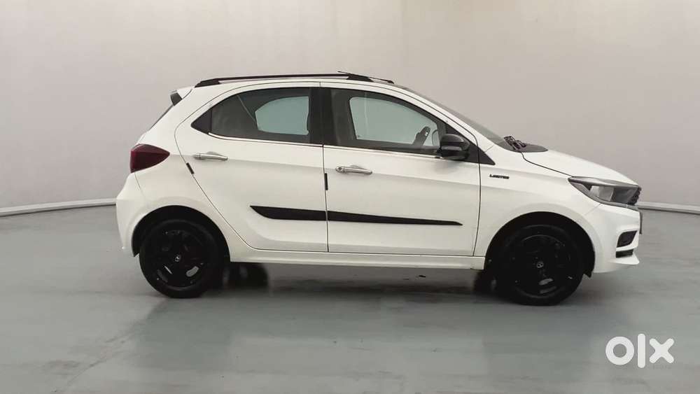 Tata Tiago 1.2 Revotron Xt Option, 2023, Petrol