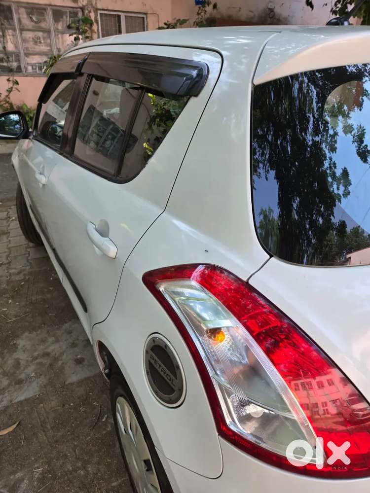 Maruti Suzuki Swift 2013 Petrol 33000 Km Driven