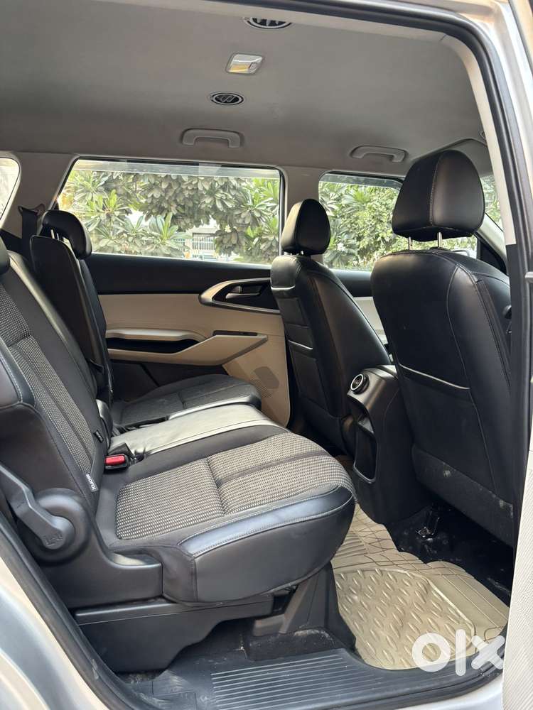 Kia Carens 1.4 Prestige Turbo 7 Str, 2022, Petrol