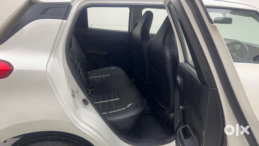 Maruti Suzuki Swift 1.3 Lxi, 2022, Petrol
