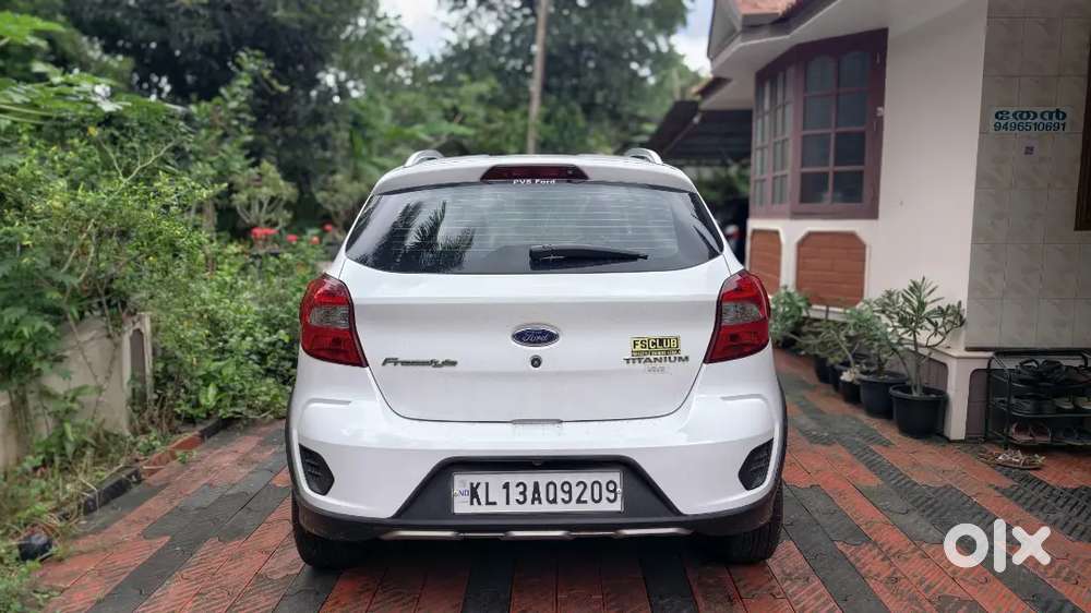 Ford Freestyle Petrol 2019