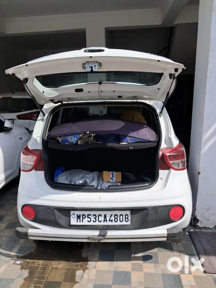 Hyundai Grand I10 2017 Petrol Well Maintained