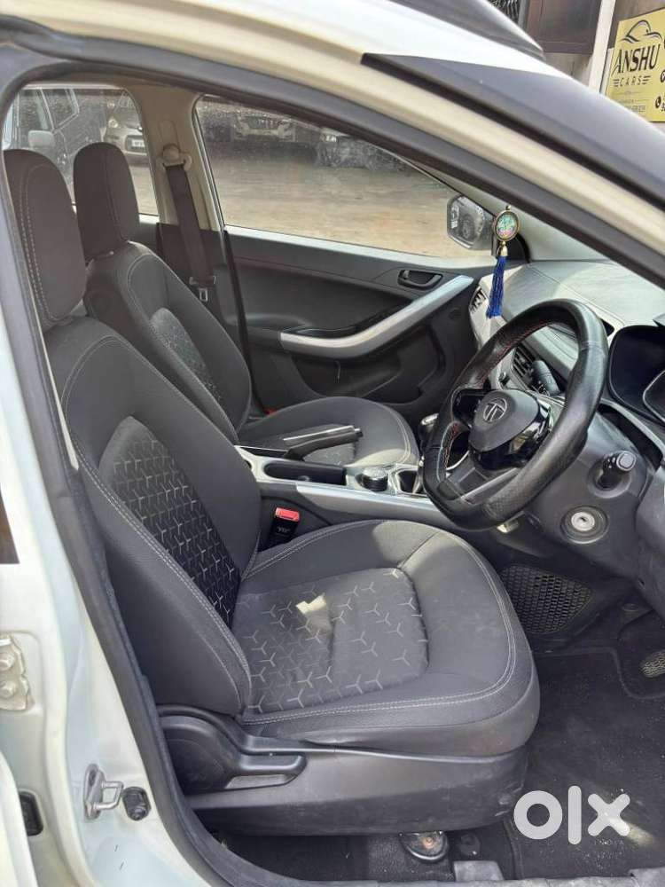 Tata Nexon 1.2 Revotron Xm (s), 2022, Diesel