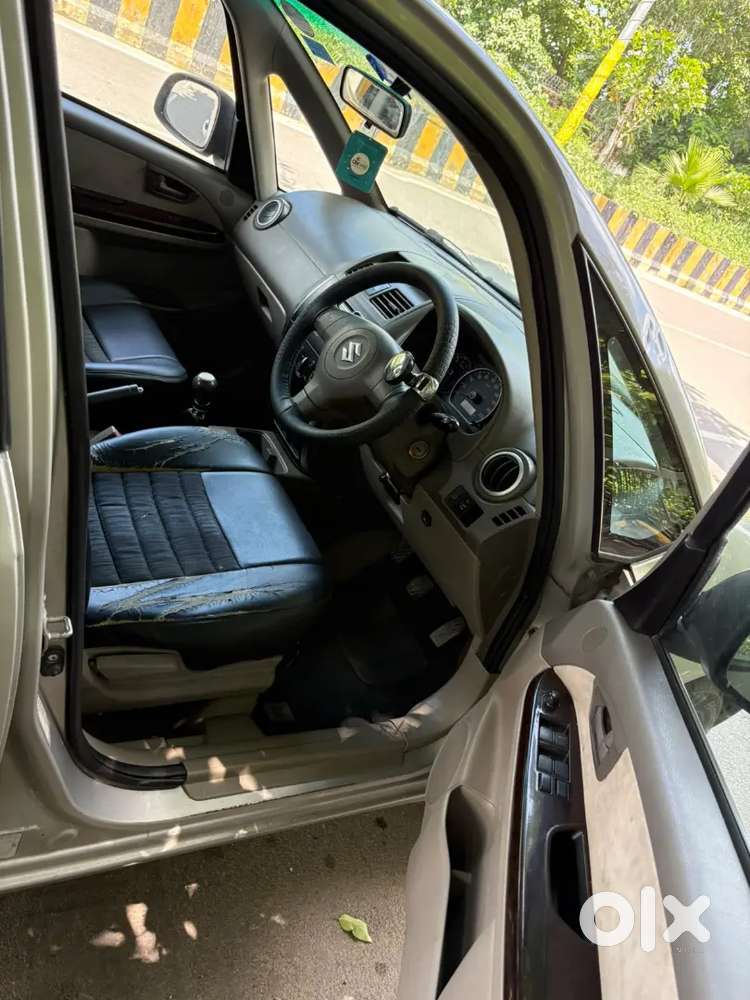 Maruti Suzuki Sx4 2010