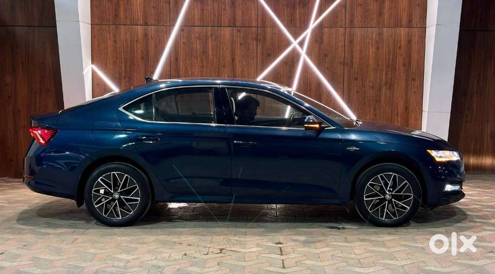 Skoda Octavia 2.0 L K Tsi At, 2023, Petrol