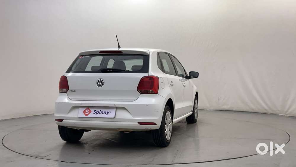 Volkswagen Polo Petrol Highline 1.2l, 2015, Petrol