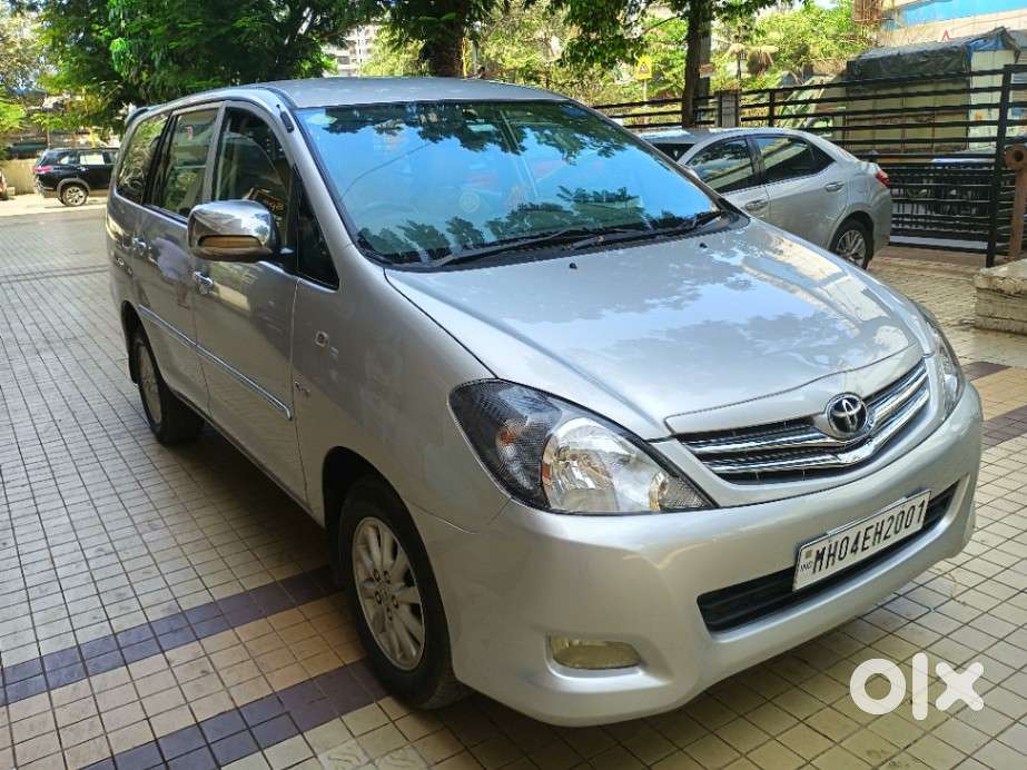 Toyota Innova 2.5 G (diesel) 8 Seater, 2010, Diesel