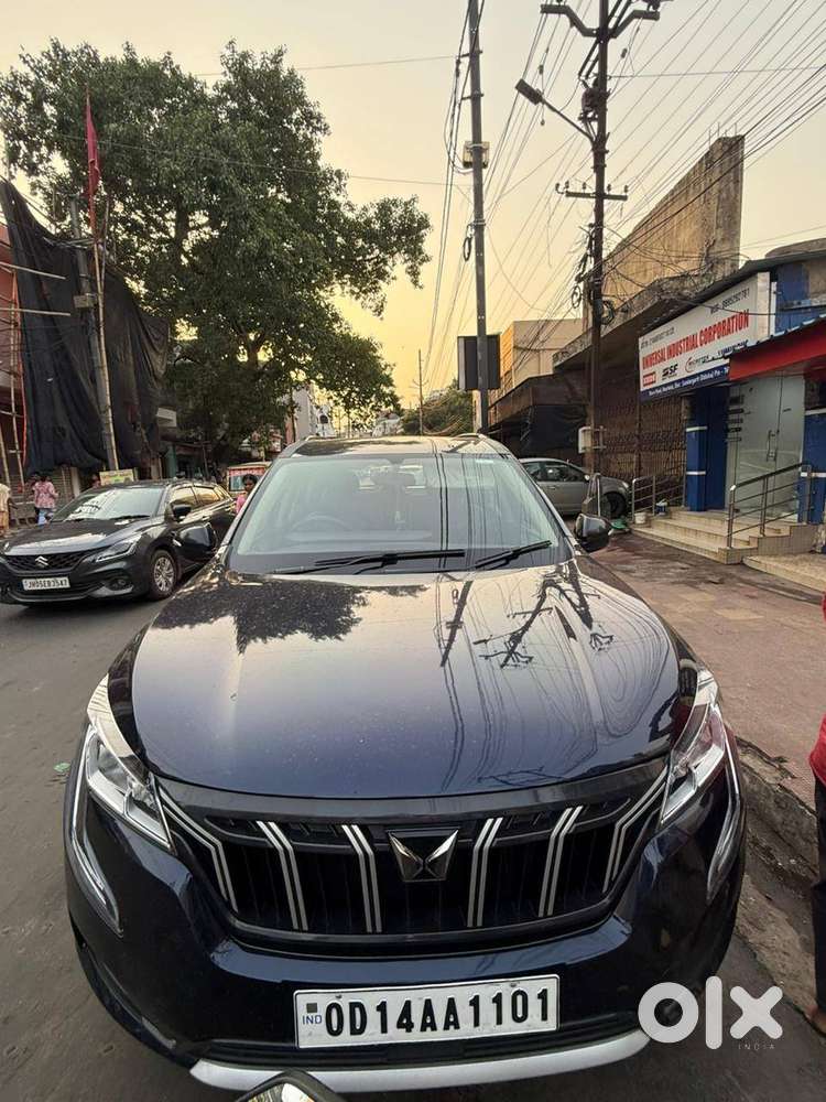 Mahindra Xuv700  Well Maintained  Less Driven  Single Owner