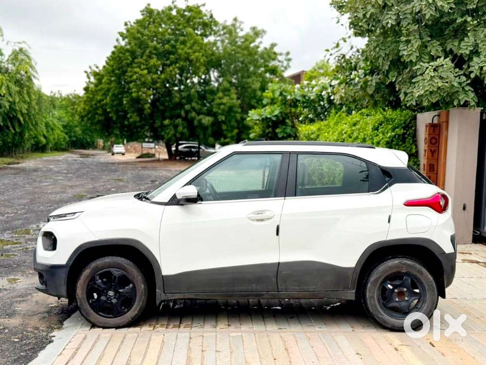 Tata Punch Accomplished Amt, 2022, Petrol