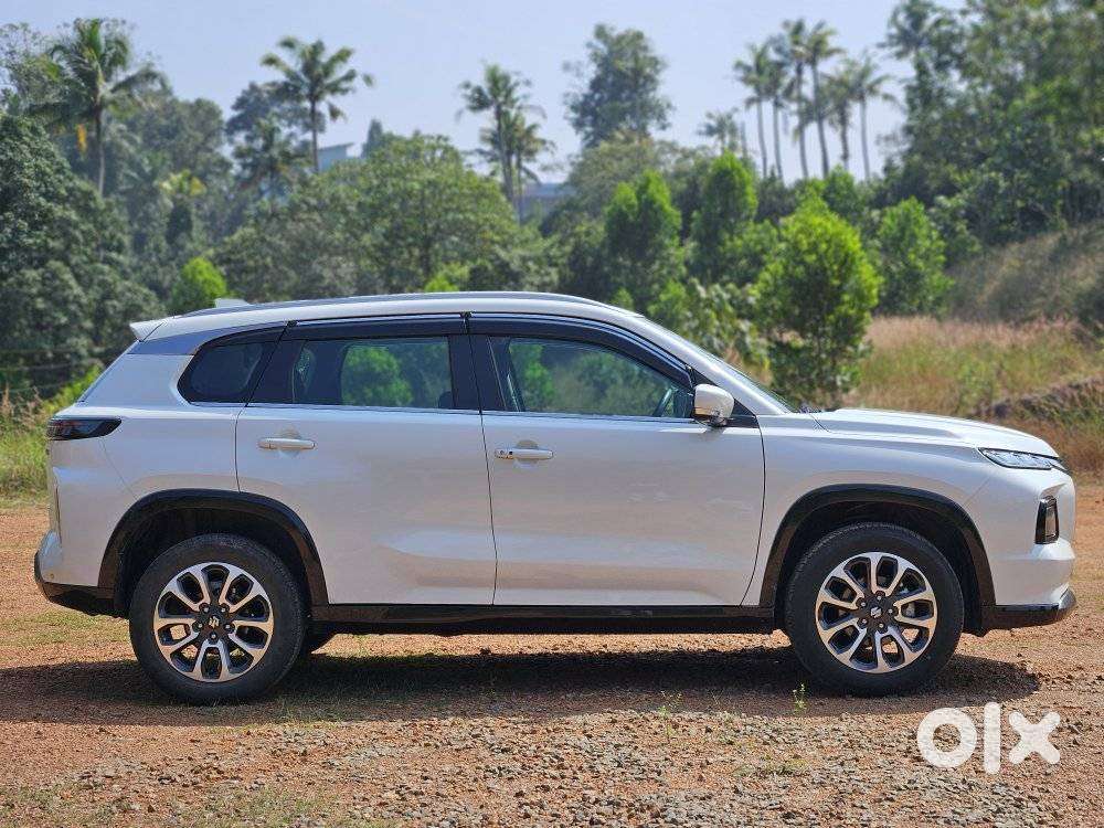 Maruti Suzuki Grand Vitara 1.5 Zeta Plus Intelligent Hybrid Ecvt, 20..