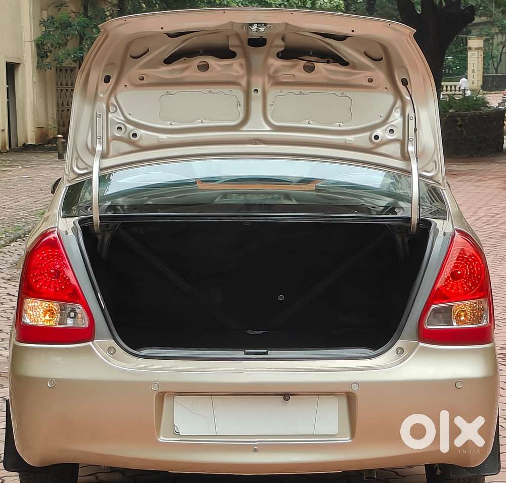 Toyota Etios 2010-2012 G, 2011, Petrol