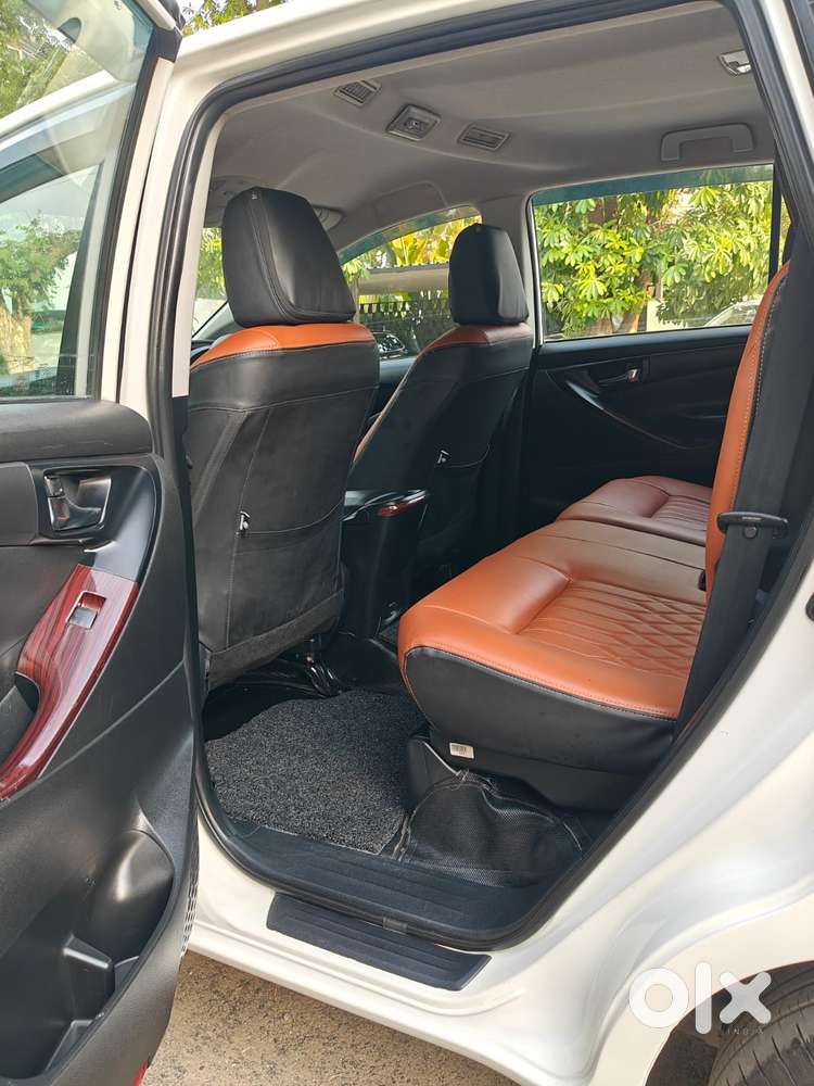 Toyota Innova Crysta 2.7 Gx At, 2020, Diesel