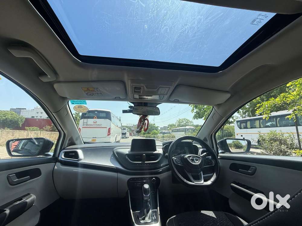 Tata Altroz Xza Plus (s), 2023, Petrol