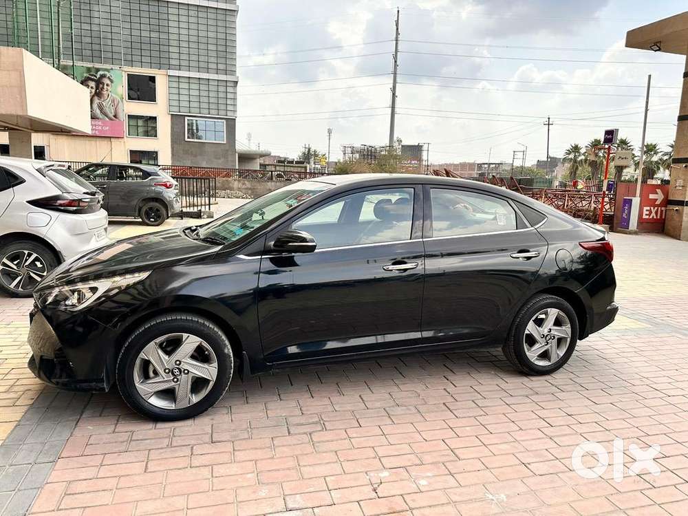 Hyundai Petrol Manual 2022