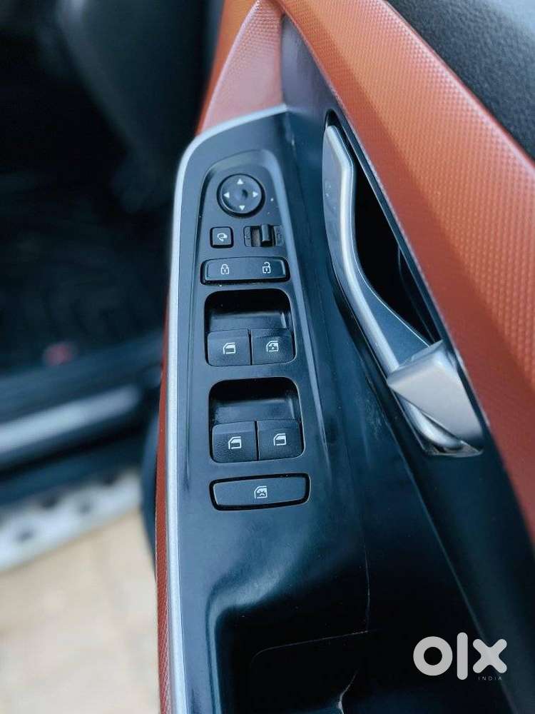 Hyundai Alcazar 1.5 Signature (o) Diesel At 7 Str, 2022, Diesel