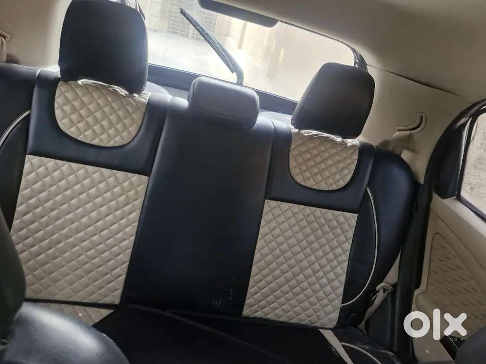 Etios Liva Petrol 2nd Top Model Vx
