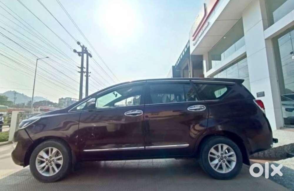 Toyota Innova Crysta 2.4 Zx Mt, 2017, Diesel