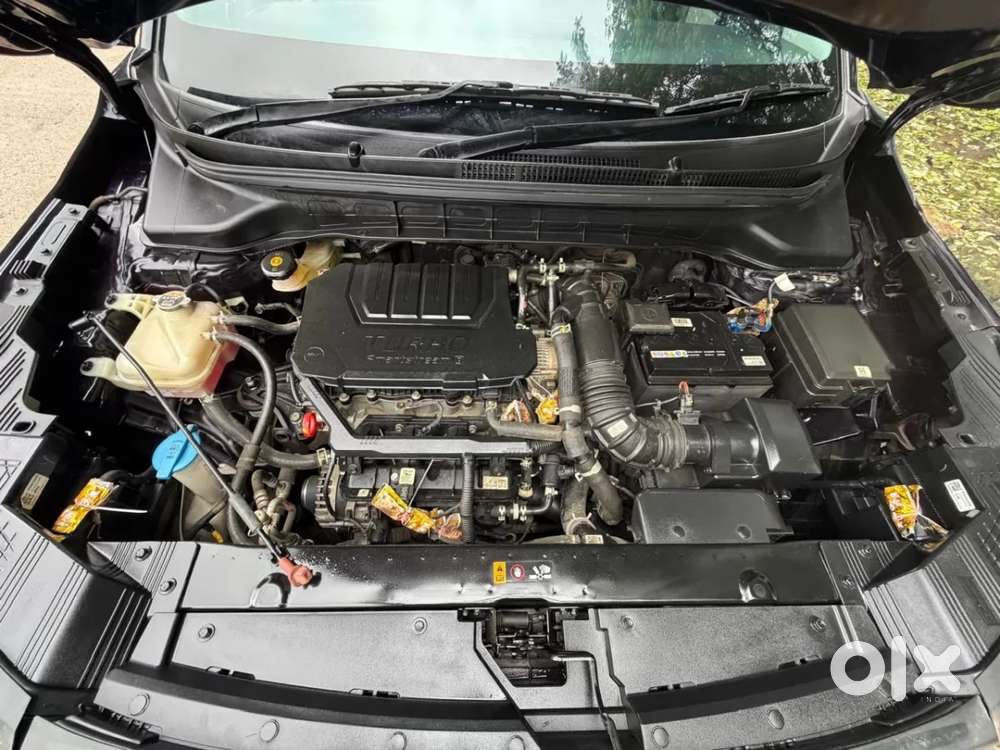Kia Carens Clavis Ev Htk+, 2025, Petrol