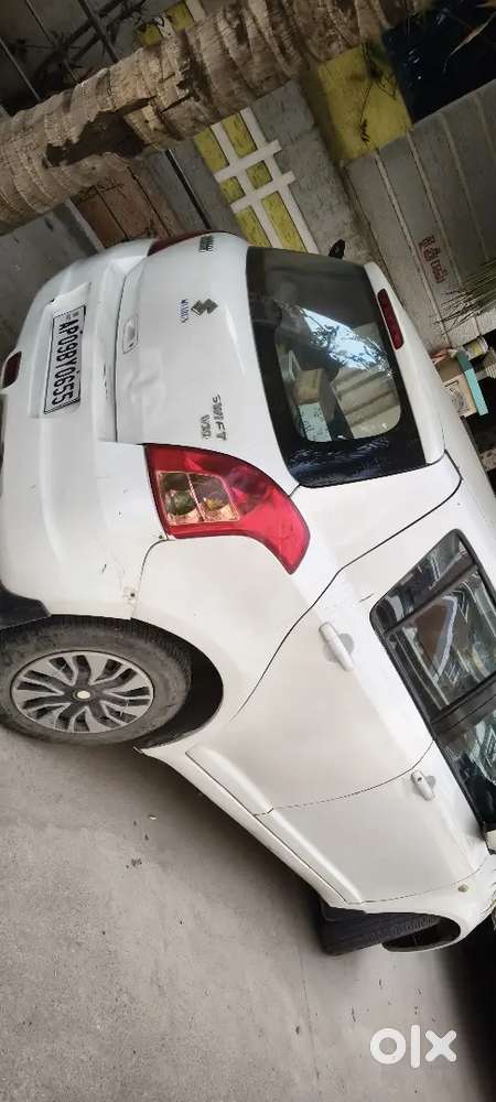 Maruti Suzuki Swift 2010 Petrol 125000 Km Driven