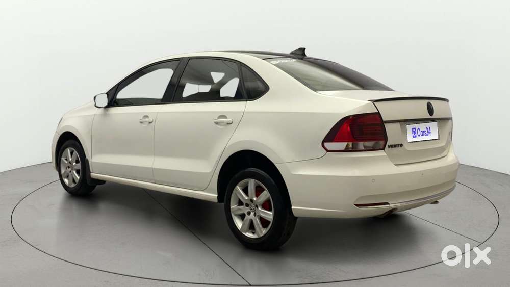 Volkswagen Vento 1.6 Highline, 2016, Petrol