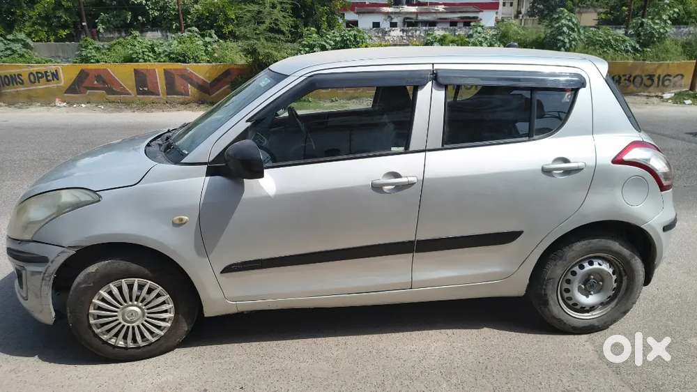 2016 Maruti Suzuki Swift Amt Silver
