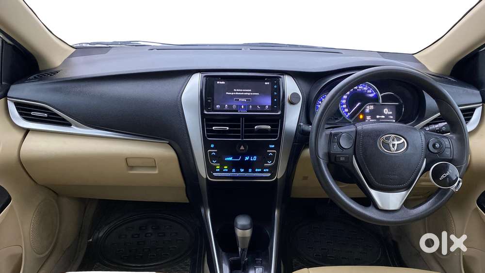 Toyota Yaris G Cvt, 2018, Petrol