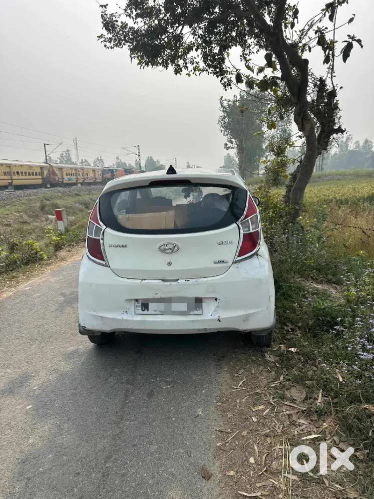 Hyundai Eon 2012 Lpg Well Maintained