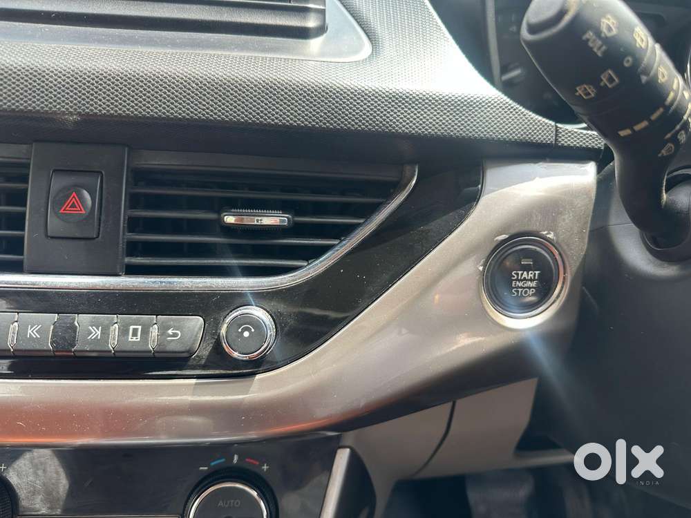 Tata Nexon 1.5 Revotorq Xza Plus Dualtone, 2018, Diesel