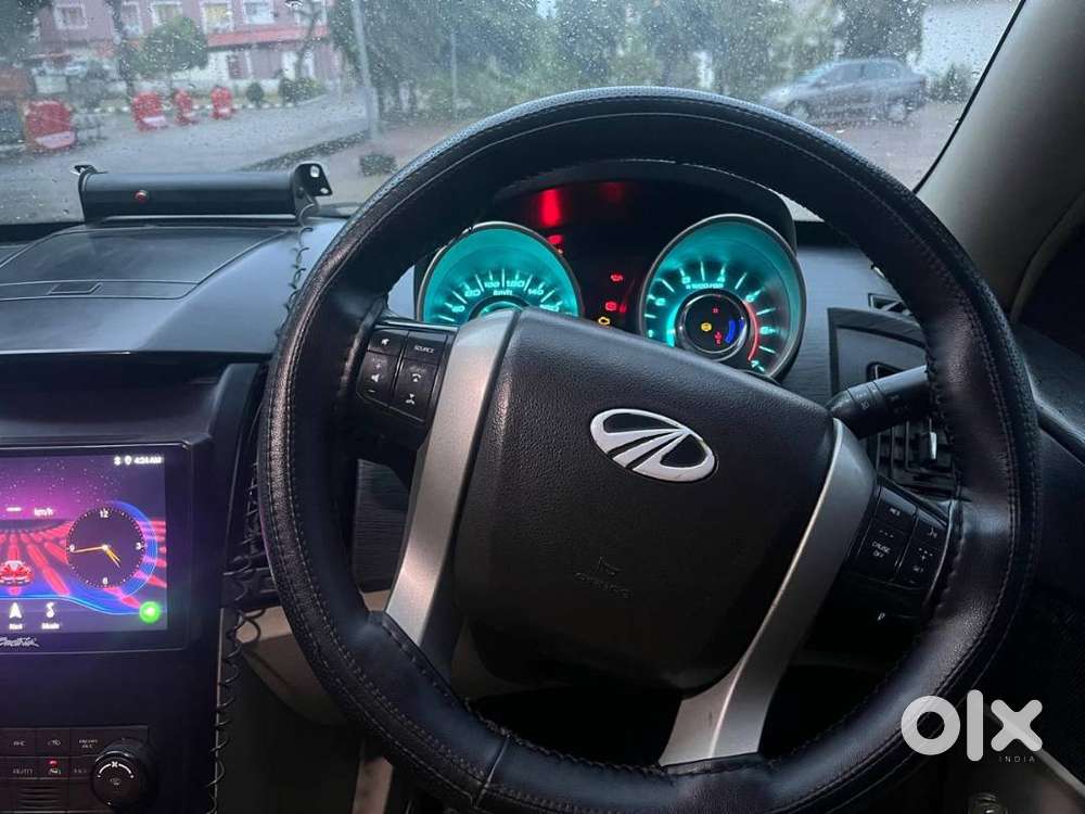 Mahindra Xuv500 2015 Diesel 130000 Km Driven
