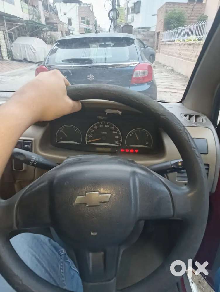 Chevrolet Tavera  2011