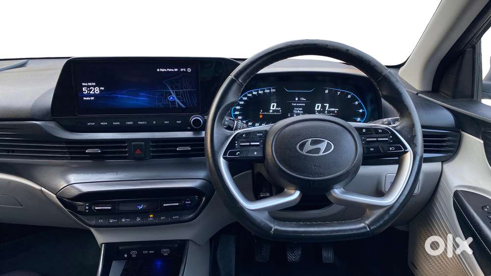 Hyundai New I20 1.2 Asta (o) Mt, 2023, Petrol