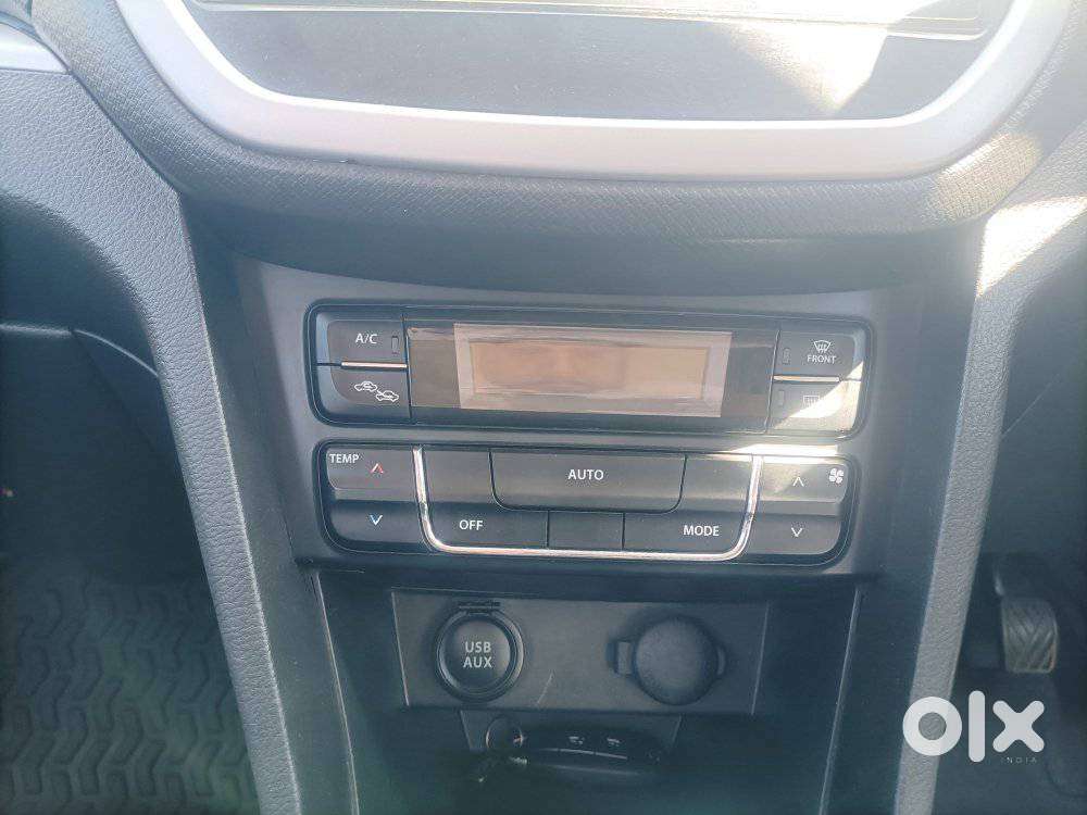 Maruti Suzuki Brezza, 2020, Petrol