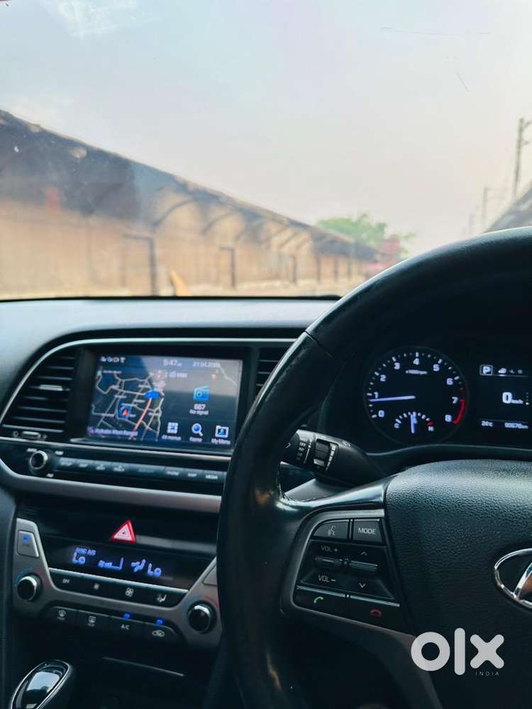 Hyundai Elantra 2.0 Sx Option Petrol Automatic Sunroof