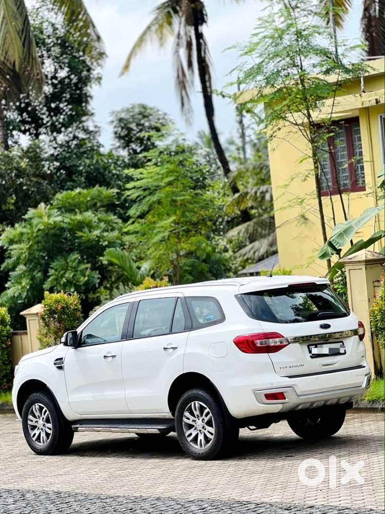 Ford Endeavour 3.2 Titanium At 4x4, 2017, Diesel