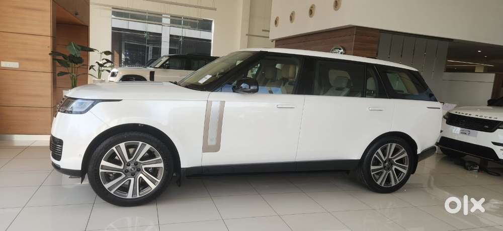 Land Rover Product Specialist