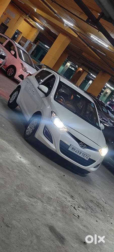 Hyundai I20 Magna 1.2 Vtvt, 2012, Petrol