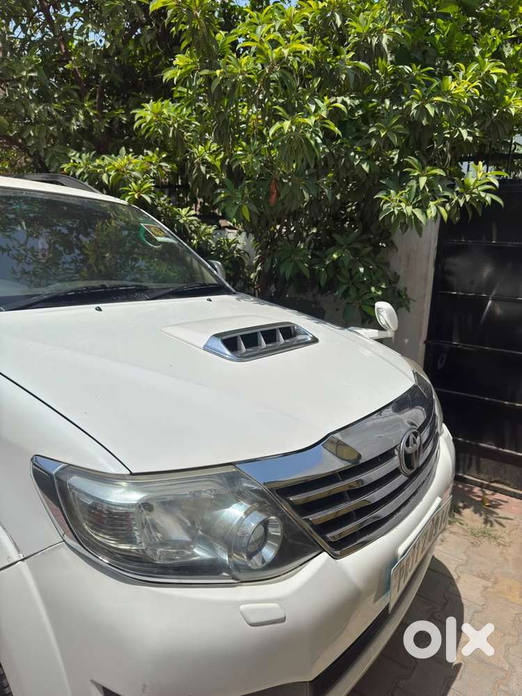 Toyota Fortuner 2013 Diesel Well Maintained