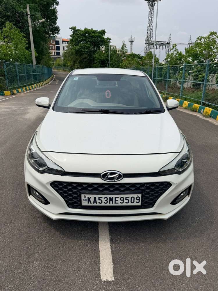 Hyundai I20 Asta (o) 1.2 Mt, 2018, Petrol