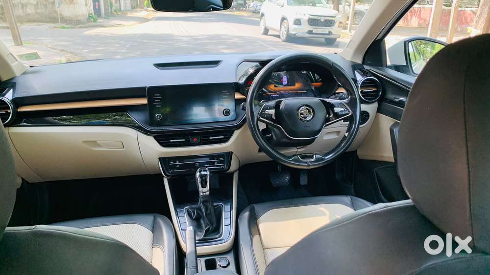 Skoda Slavia 1.5 Tsi Style, 2022, Petrol