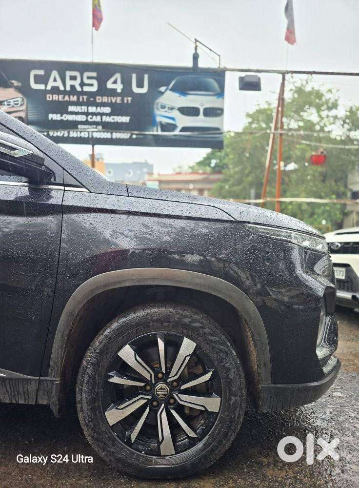 Mg Hector Plus Sharp Pro 1.5 Turbo Petrol  Cvt 7 Str Dual Tone, 2020..