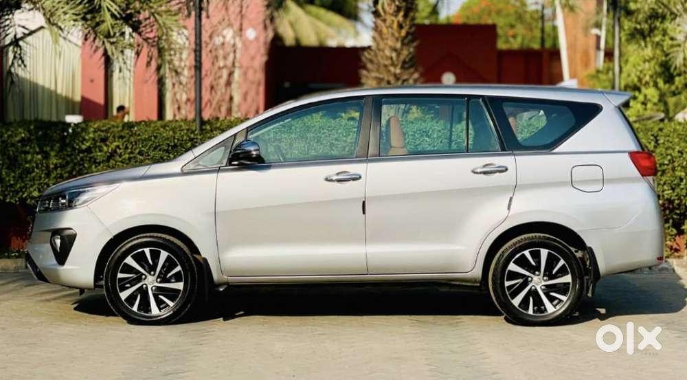 Toyota Innova Crysta 2.4 Z 7 Str, 2022, Diesel