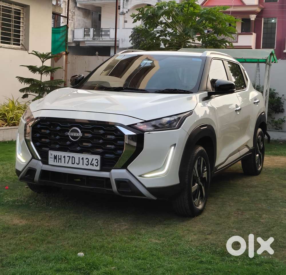 Nissan Magnite N-connecta Mt, 2025, Petrol