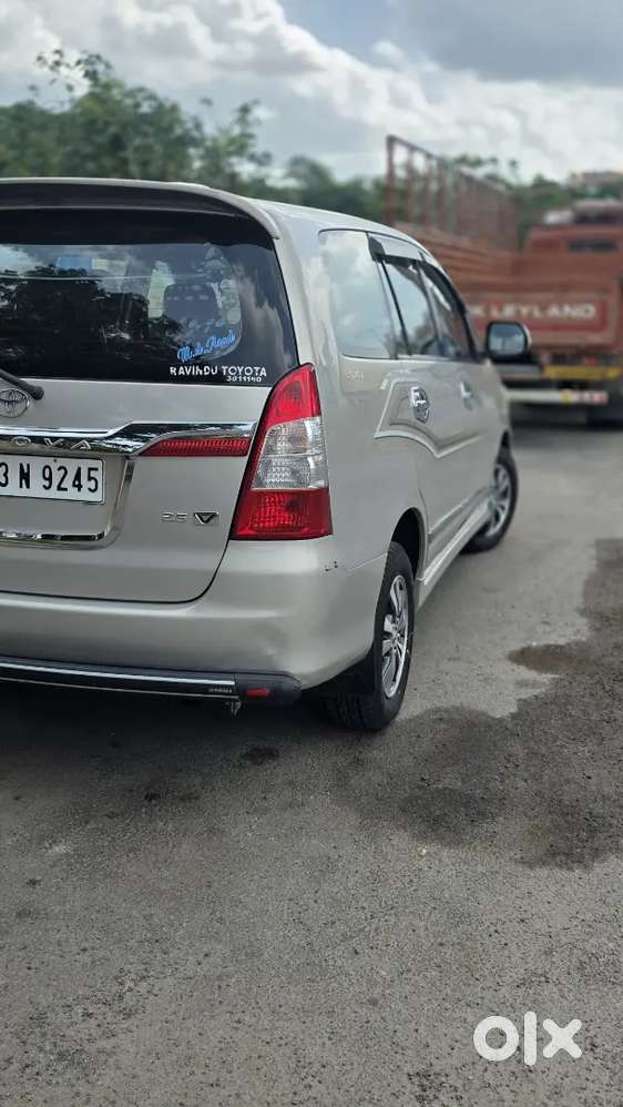 Toyota Innova Diesel 2016 Variant