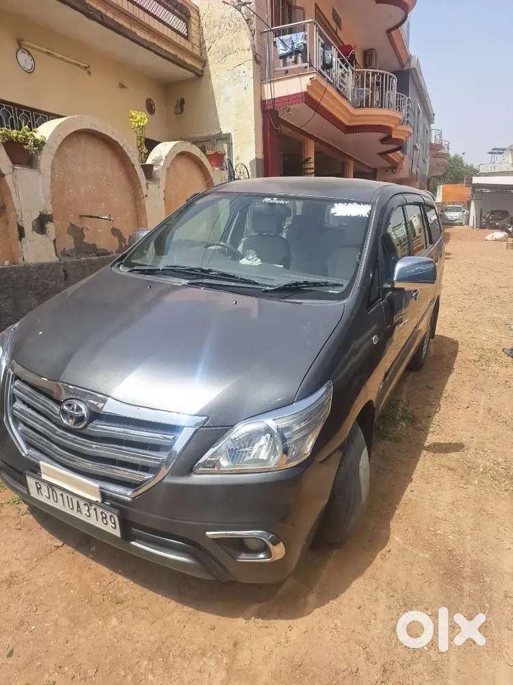 Toyota Innova 2010 Diesel 275000 Km Driven