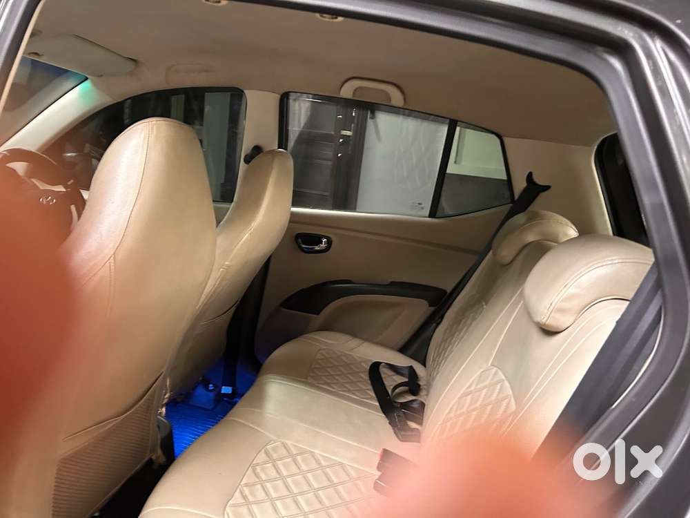 Hyundai I10 Sportz 2012 Car