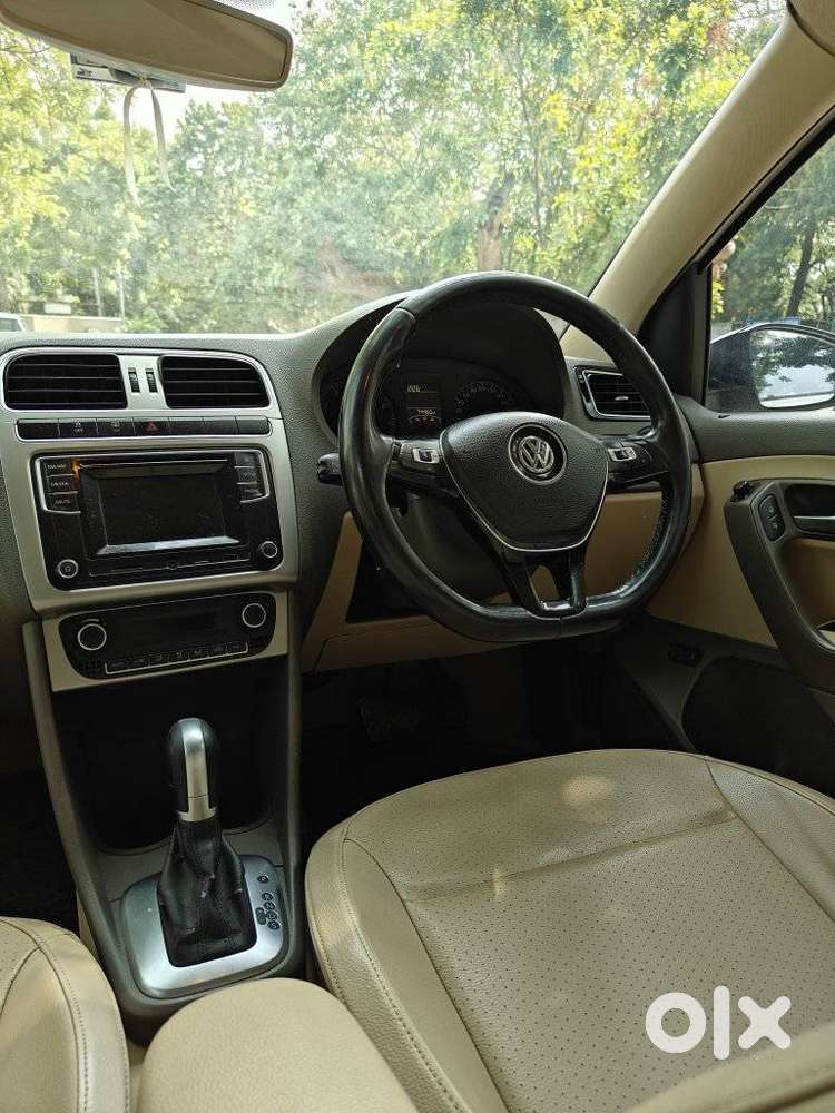 Volkswagen Vento 1.2 Tsi Highline Plus At, 2017, Petrol