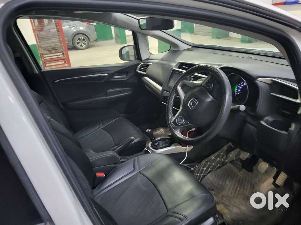 Honda Wr-v Vx Exclusive Edition Petrol | Dec 2020 | 1st Owner | 36,000