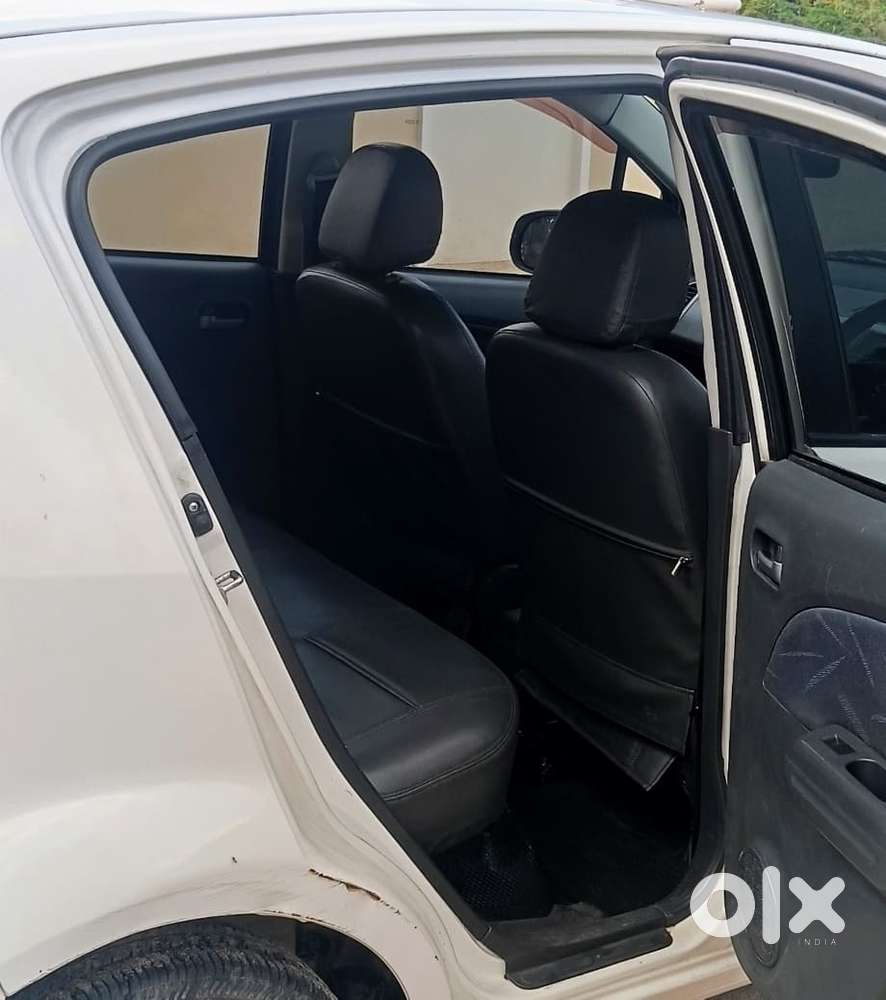 Maruti Suzuki Ritz, 2010, Petrol